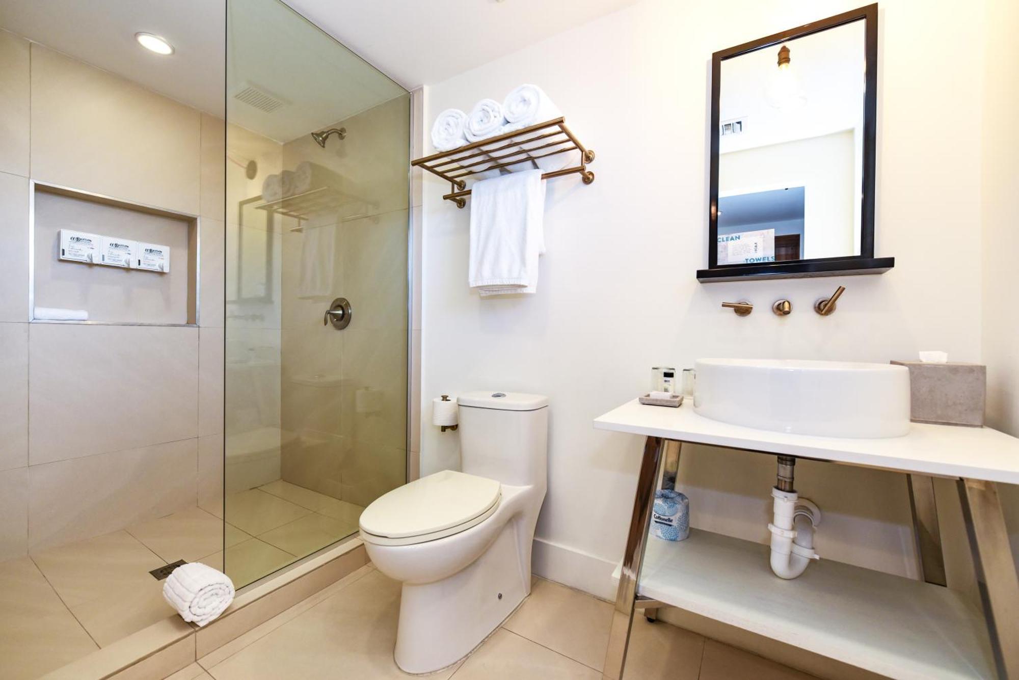 The Locale Hotel Grand Cayman Τζώρτζταουν Εξωτερικό φωτογραφία