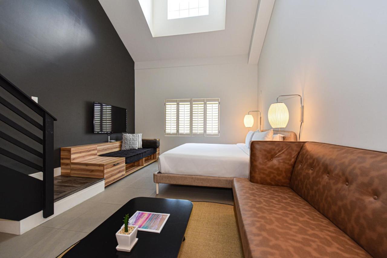 The Locale Hotel Grand Cayman Τζώρτζταουν Εξωτερικό φωτογραφία